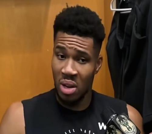 字母哥：如果我们继续输下去，肯定有人会走，但我哪也不去