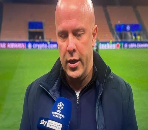 斯洛特：萨拉赫我们应该谈论的是比赛的结果和场上球员