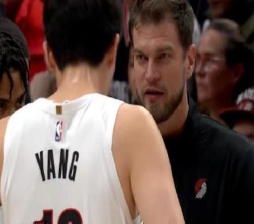 生涯第2记三分！杨瀚森正负值+6助开拓者力克强敌