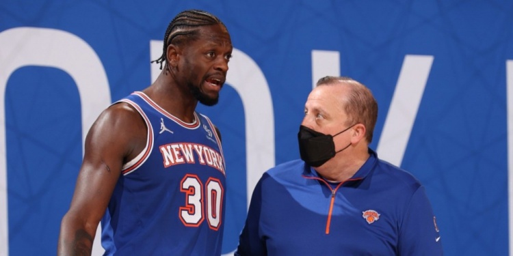 兰德尔因伤赛季报销对尼克斯究竟是福是祸