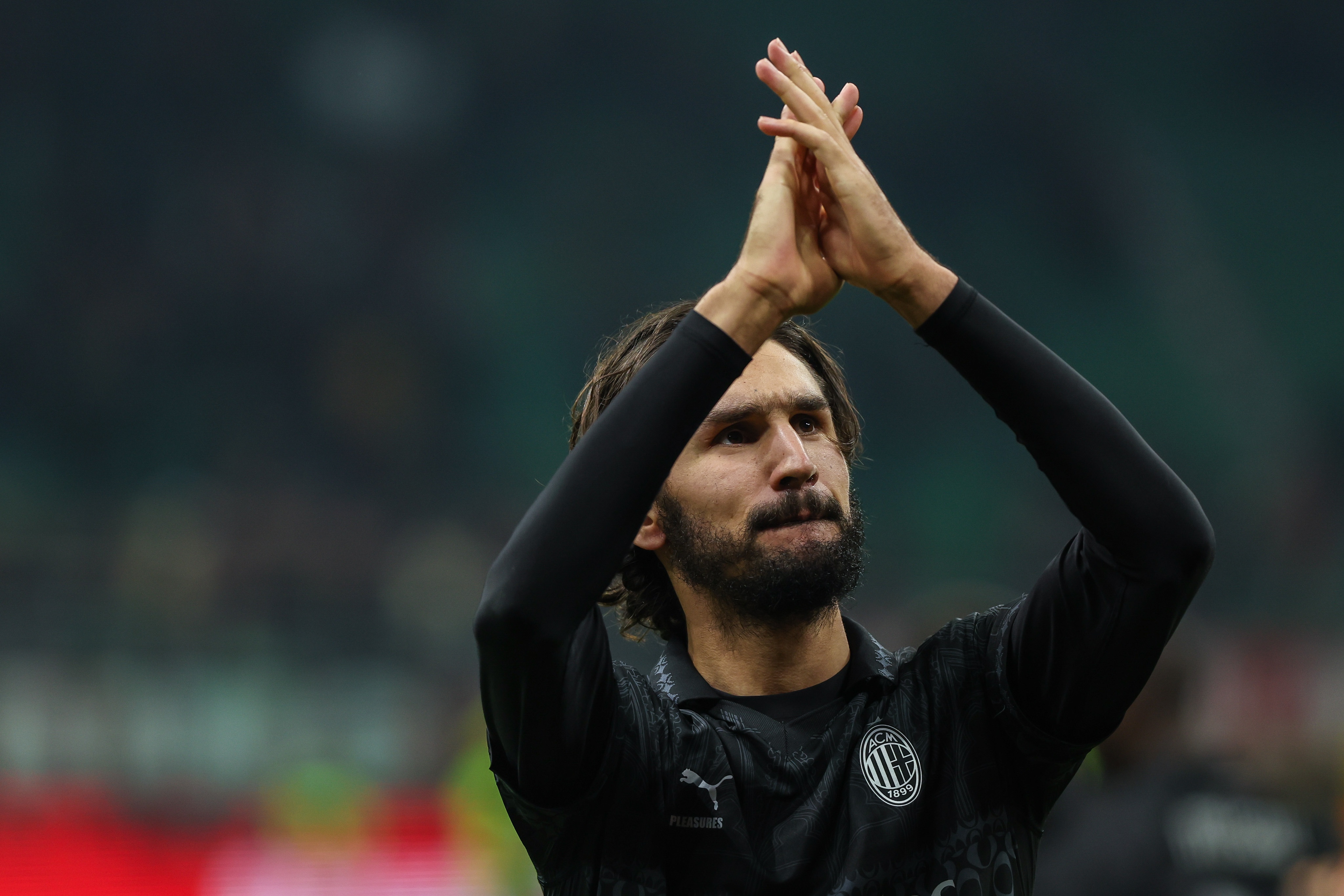 阿德利我们为对阵莱切做好了准备现在球队全员健康