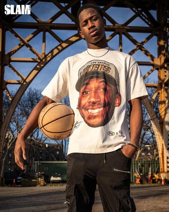 从2400人小岛打进NBA，他才真是“上乔下科”？