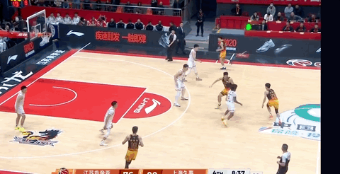 26岁广西球王，在质疑声中成为本土得分王