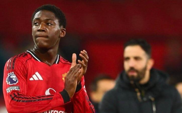 记者：阿莫林离职后，那不勒斯签下梅努的可能性正在降低