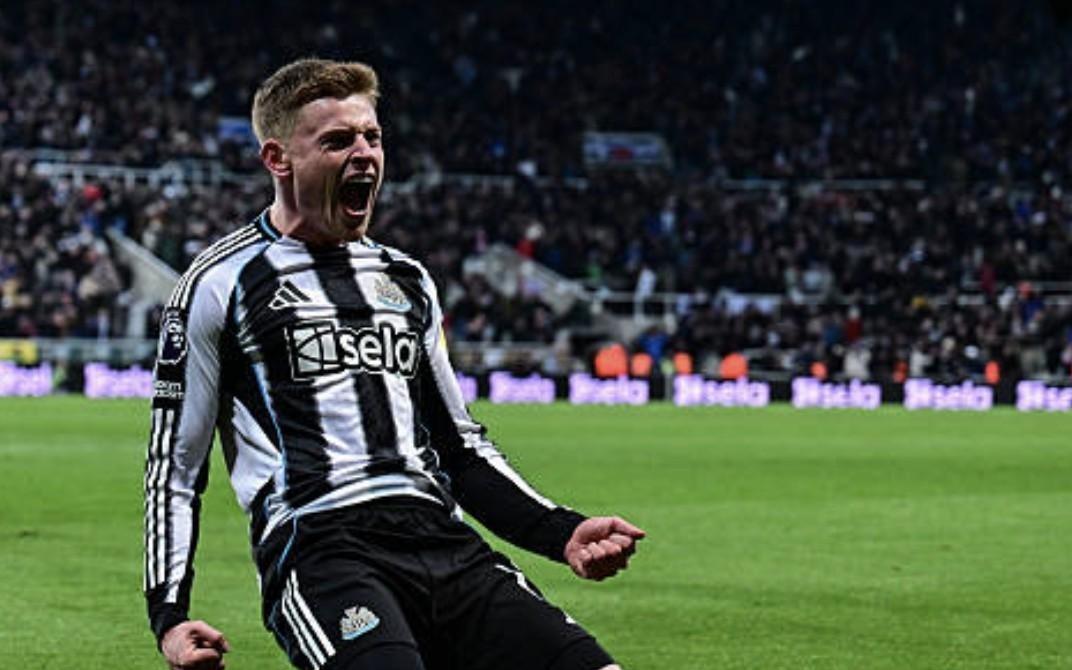 巴恩斯：进球更多是靠本能反应，关键是在混乱中保持一点冷静