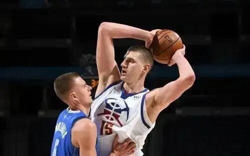 NBA中哪个球星的球风适合普通人学习?