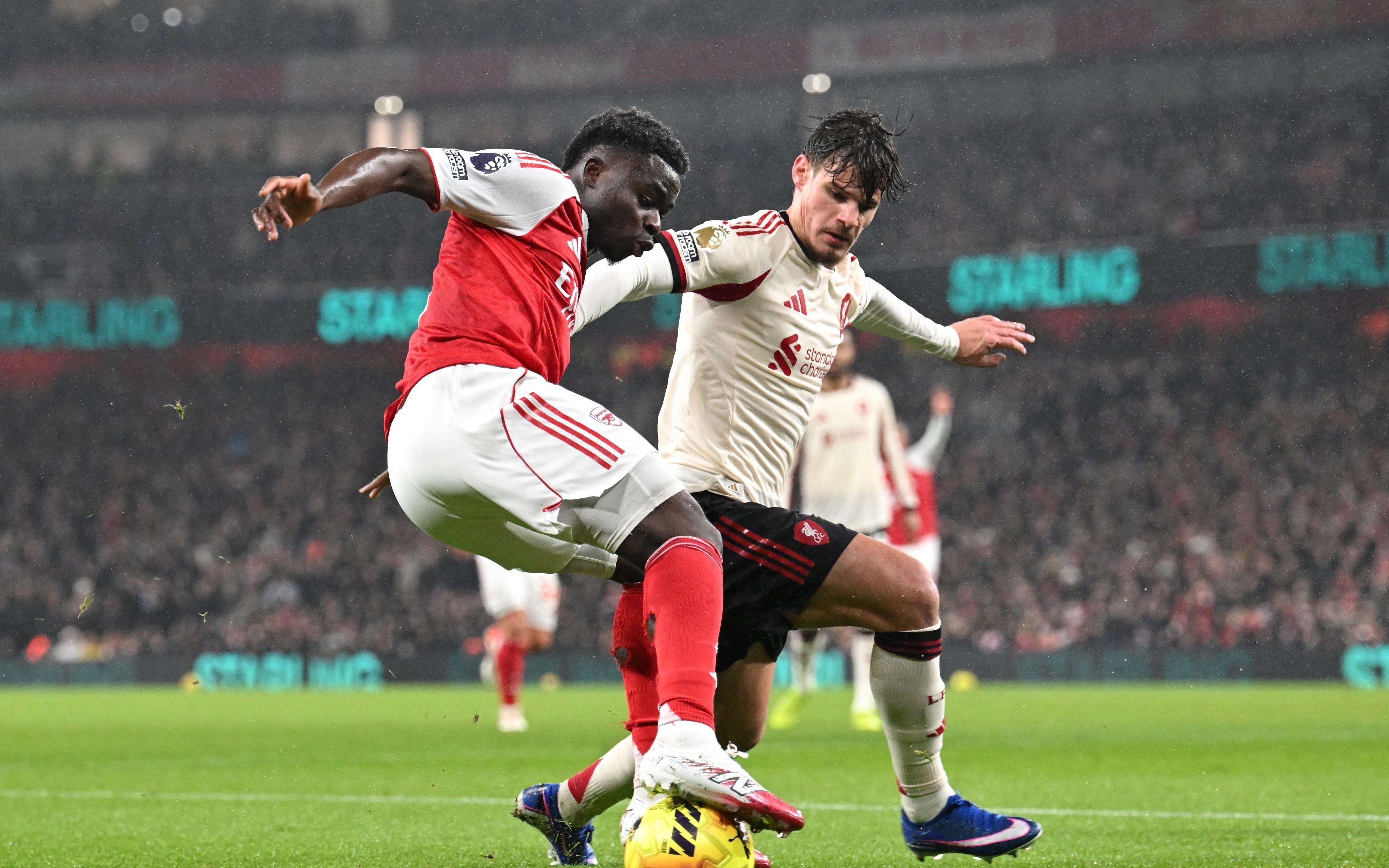 跟风继曼市双雄之后，利物浦也在英超遭遇三连平