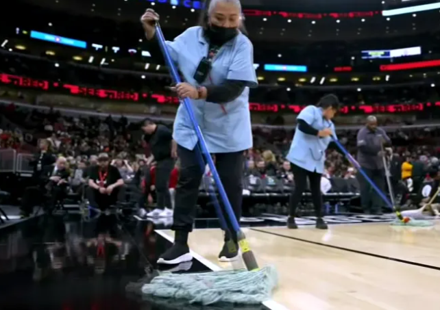 NBA官方：热火vs公牛场馆出现积水问题比赛将延期举行