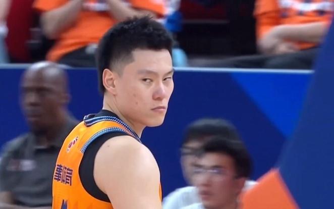 上海男篮力克山西男篮，取得联赛九连胜！