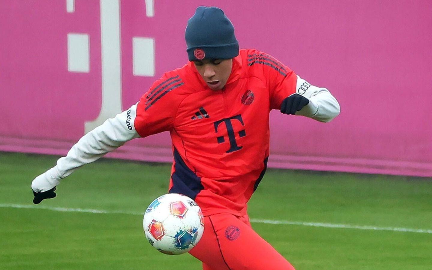 埃贝尔确认穆西亚拉无法出战科隆：我们想给他时间，不要太急