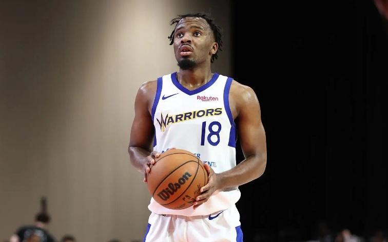 复出后状态略显一般，勇士双向合同后