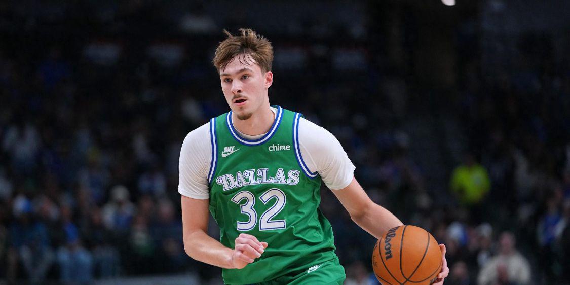 狂轰27+5+5，19岁状元又破纪录！上演英雄归来拯救克莱里程碑之夜