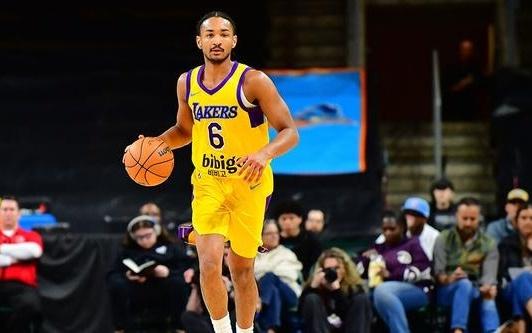 Shams：湖人与后卫科比巴夫金签下一