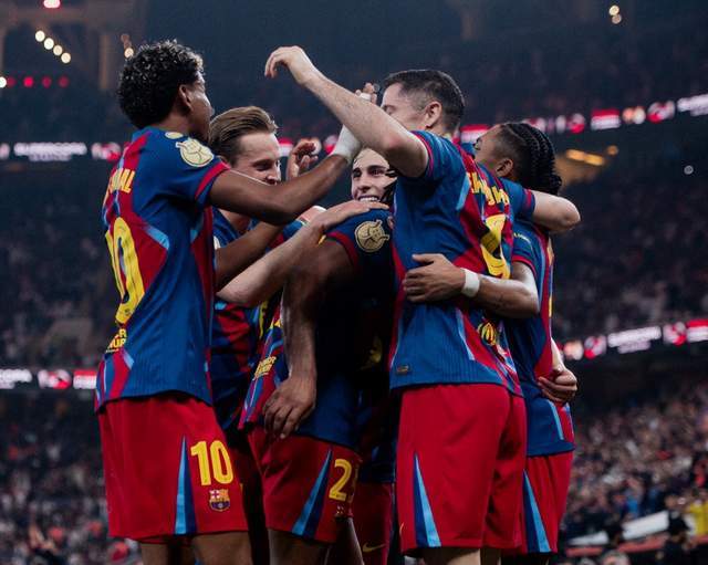 凌晨4点领头羊对决！巴萨冲11连胜+晋级8强飞翼回归首秀