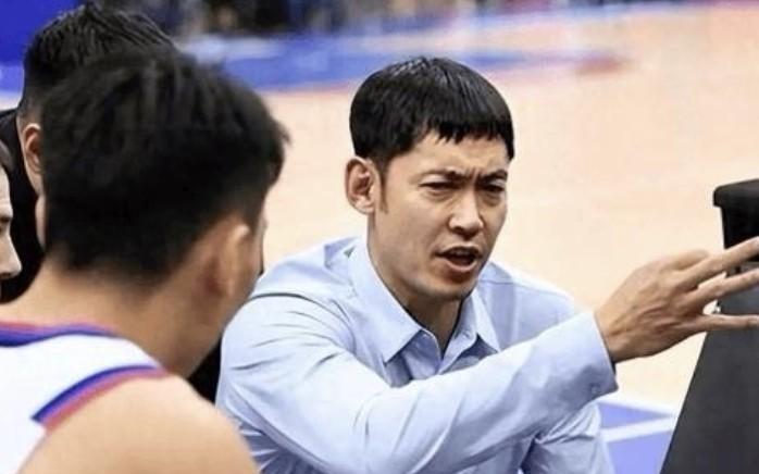 张庆鹏：大家要放下球星光环、摘下面具，关键时刻要有人能站出来