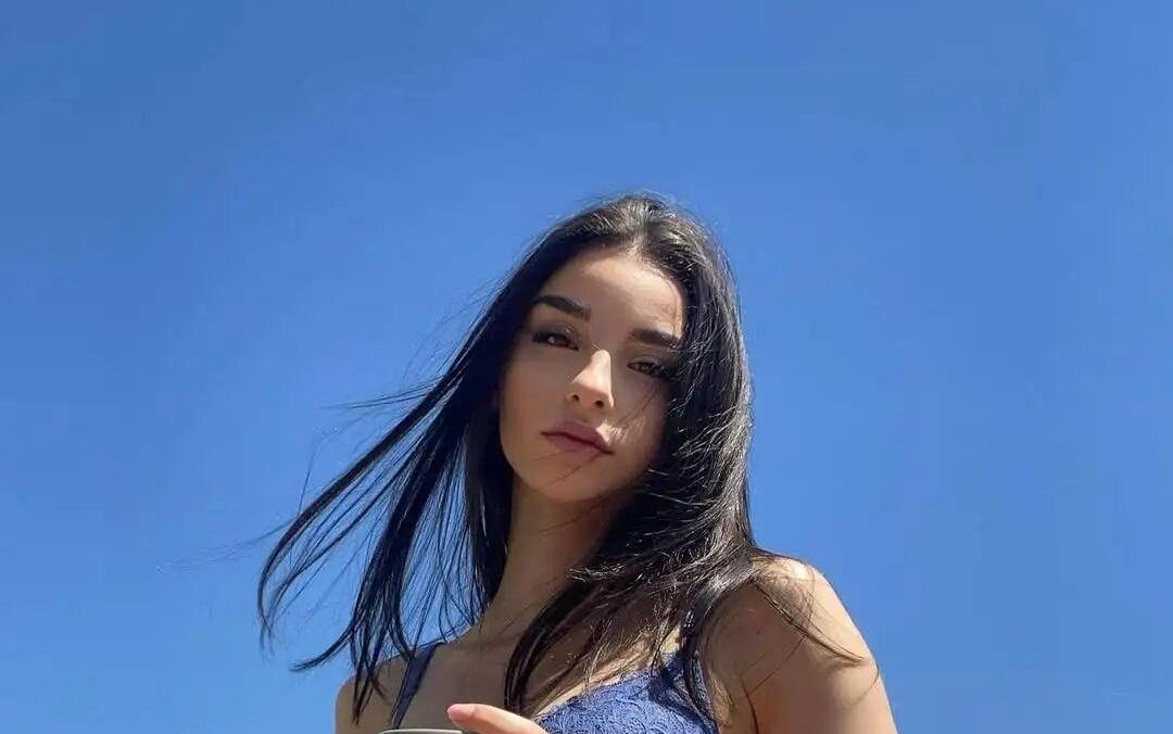 性感丨意甲场边有道风景线