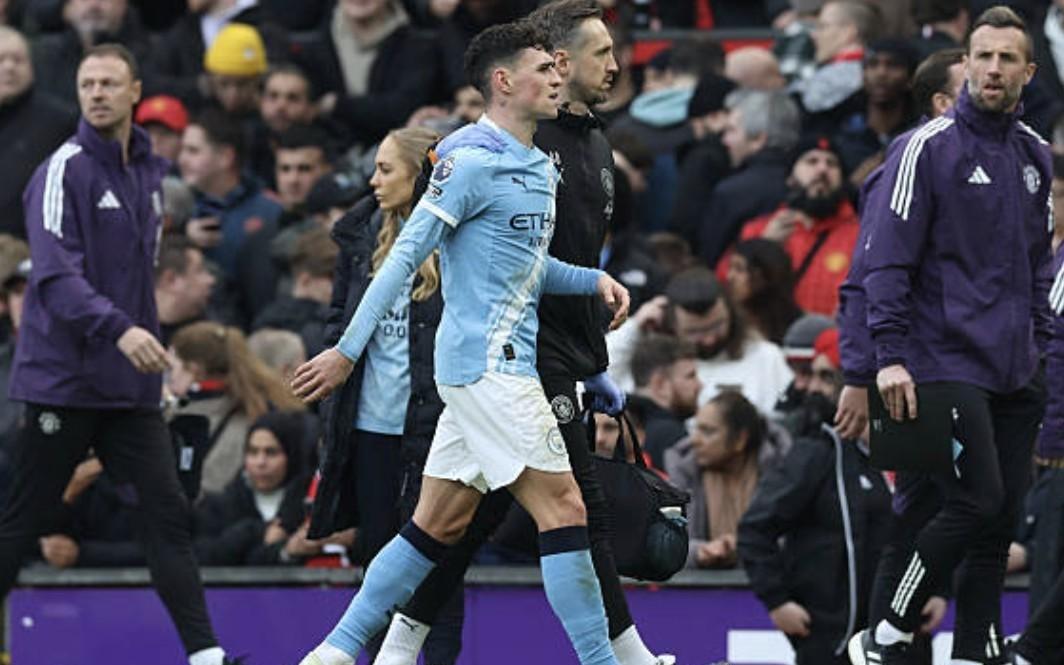 记者：福登疑似手部骨折，具体伤情还要等待扫描结果