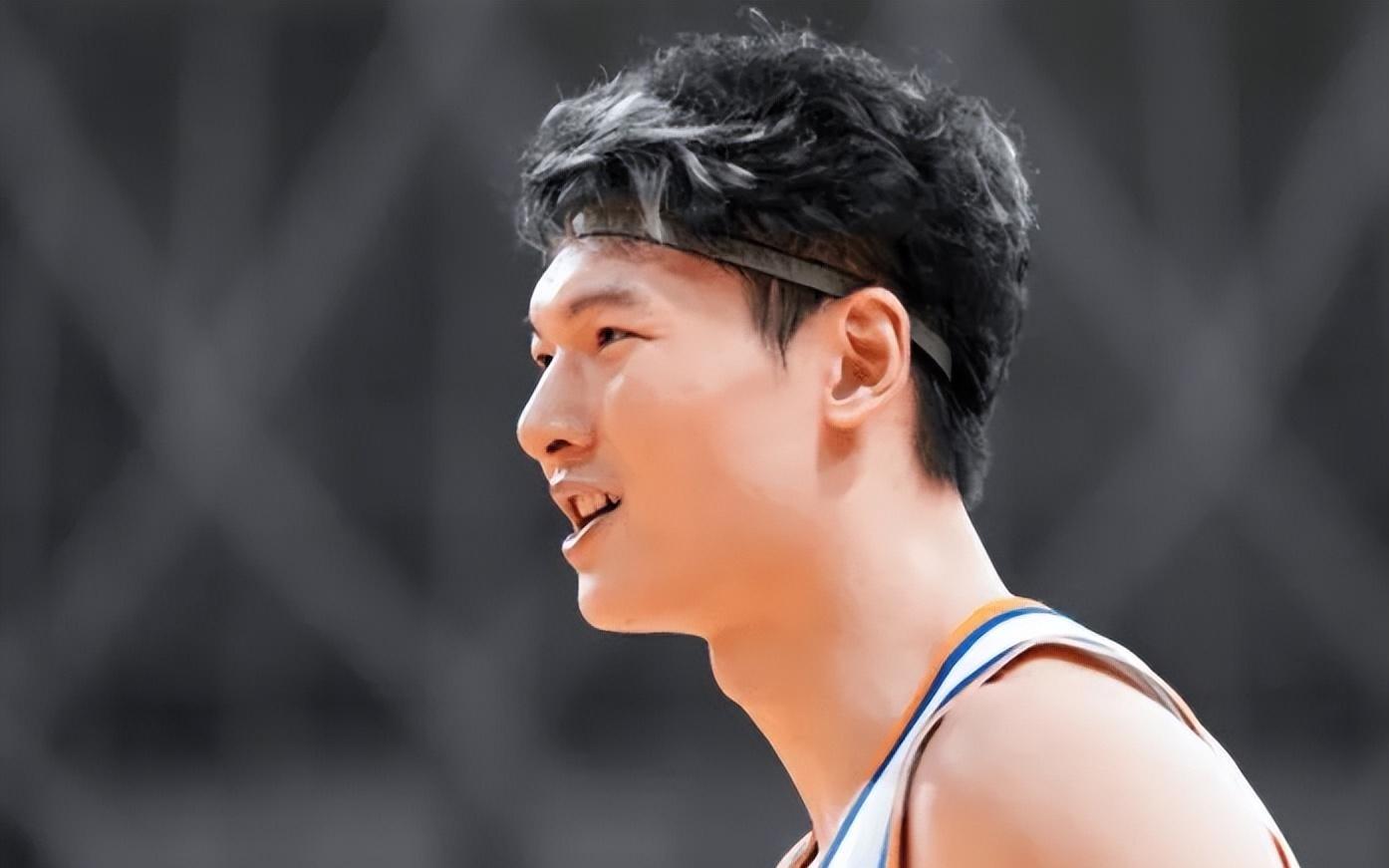 上海8070新疆2喜2忧！王哲林+偰李永炜提升明显，弗格越来越废了