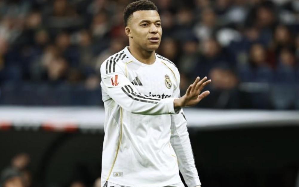 队报：皇马有人认为姆巴佩应承担风险，阿隆索曾跟他提出打封闭