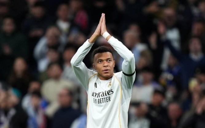 巧了，皇马欧冠主场对阵法甲球队近8