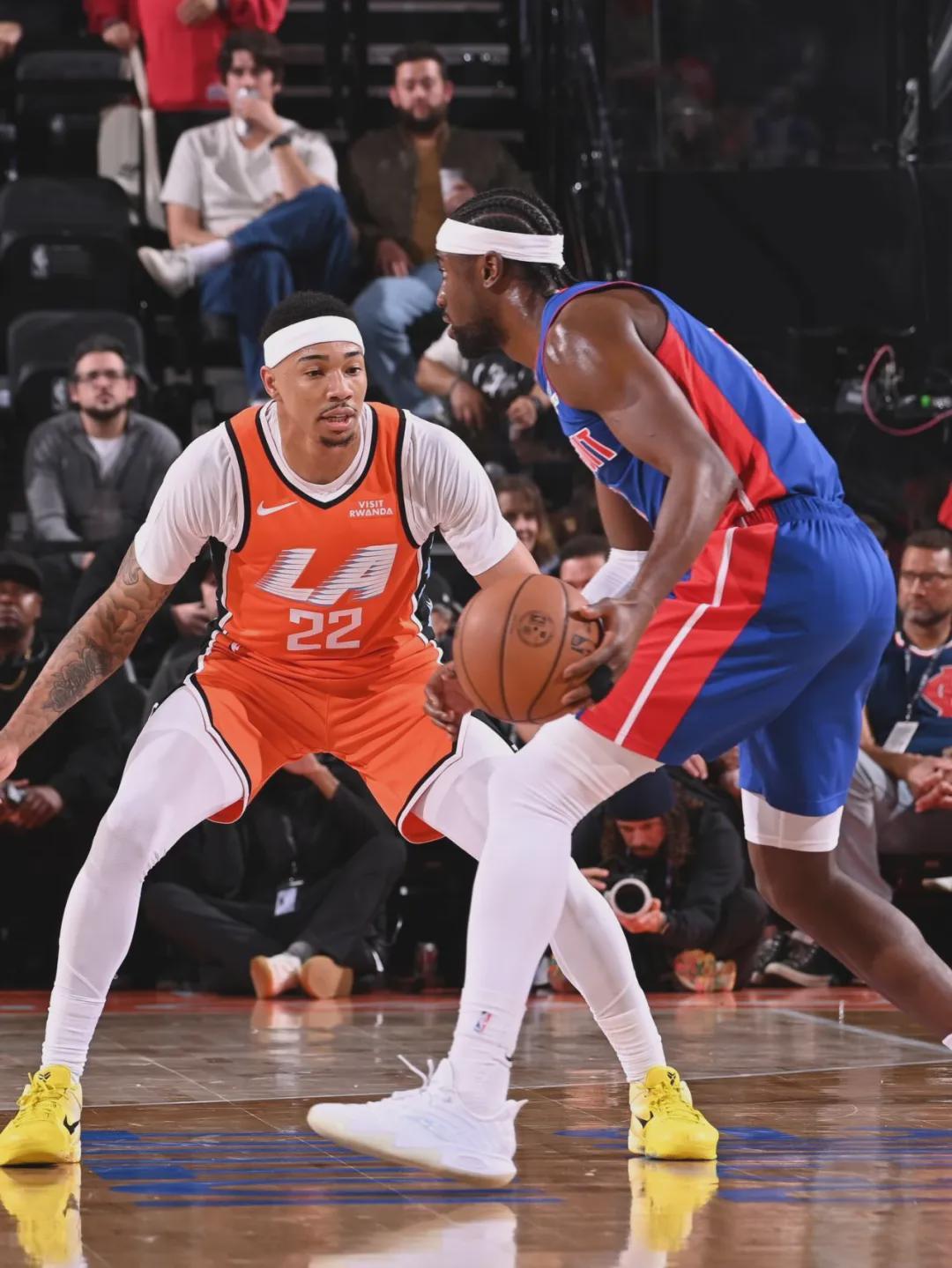 年薪64万！场均15+4+3！快船捡到宝了