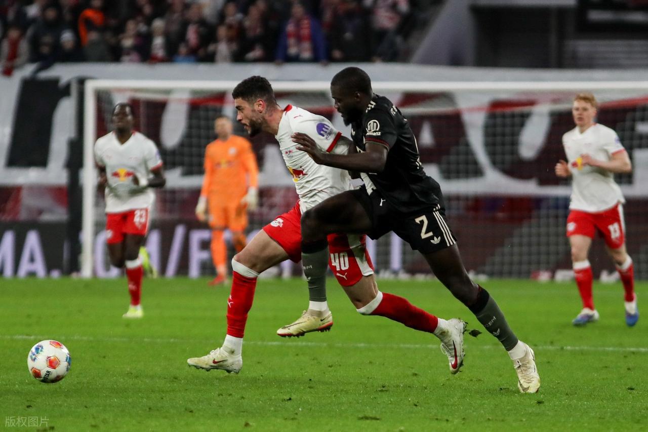 欧冠：拜仁状态火热，圣吉罗斯抢分无望拜仁慕尼黑VS圣吉罗斯