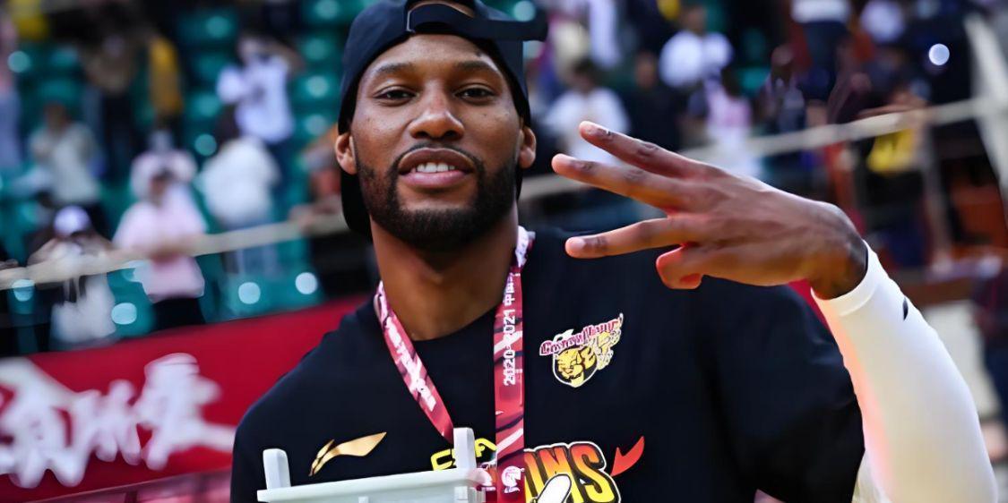 恭喜！广东队3连冠功勋球员，拿到了一份新的合同