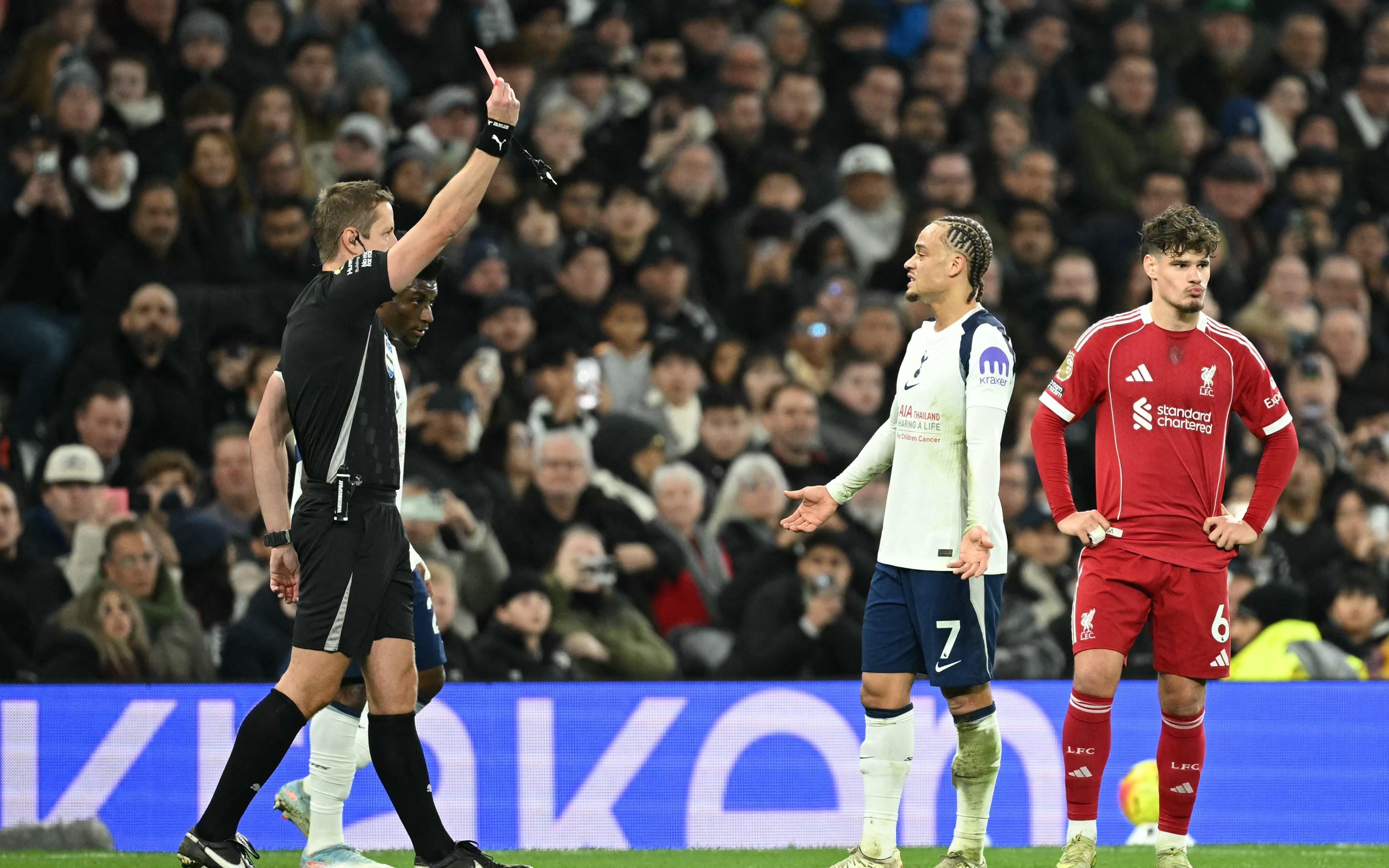 利物浦本赛季英超对手4次染红，比其他球队至少多一倍