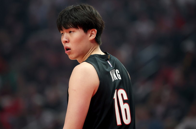 刘维伟点评爱徒杨瀚森：NBA首秀非常成功被隔扣可能是常态