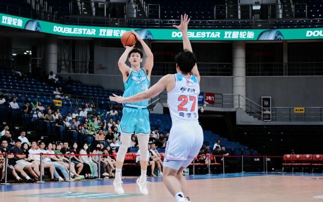 2025年CBA夏季联赛青岛收官！山西汾酒、山东高速、青岛国信制药收获冠亚季军！