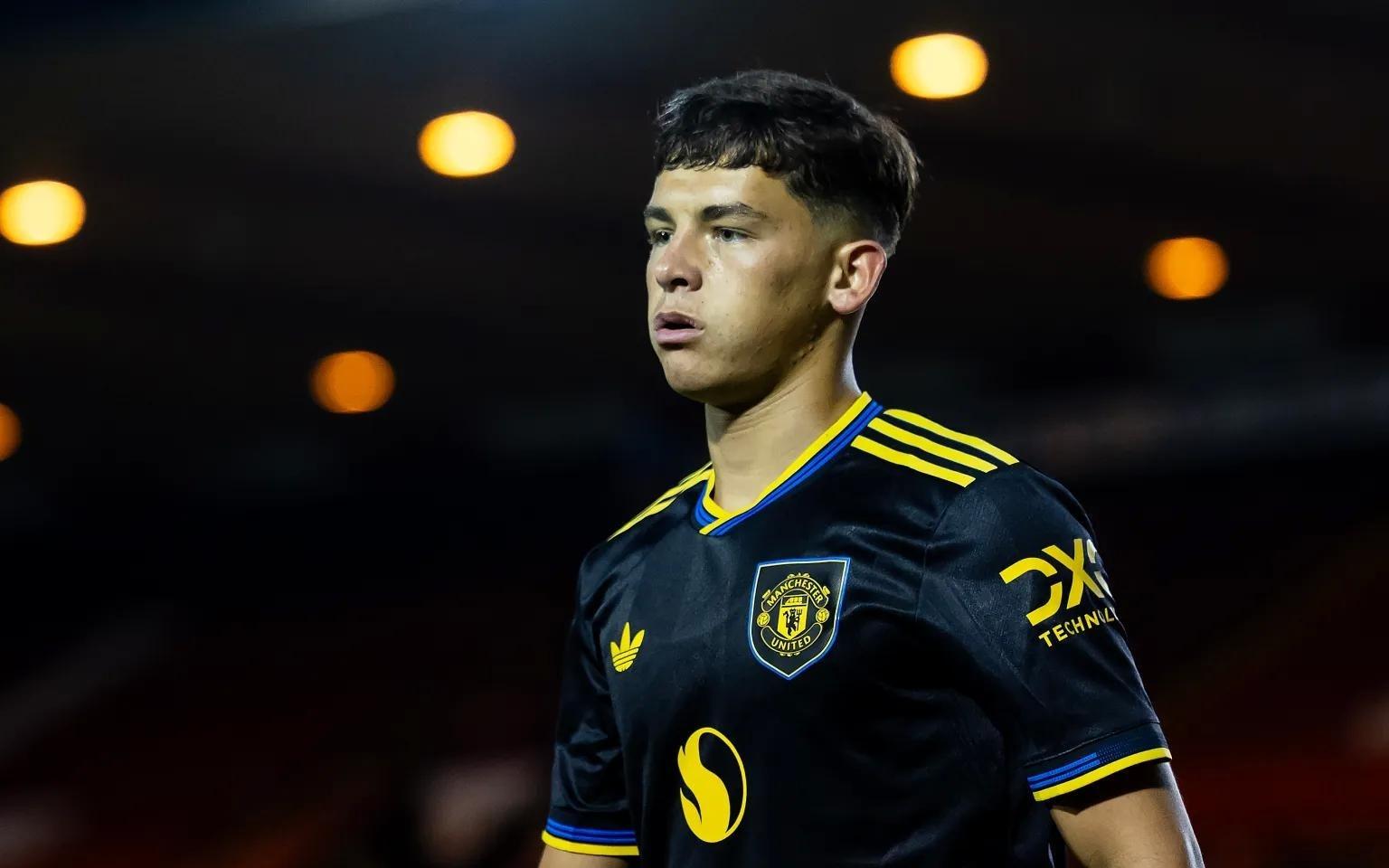 太阳报：曼联考虑在非洲杯期间让小将