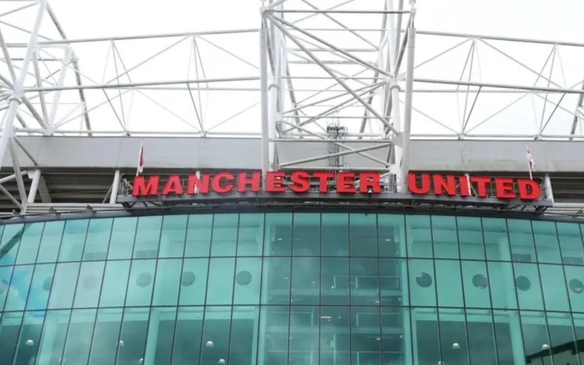 曼联将在老特拉福德发起年度捐衣活动，帮助贫困青少年过冬