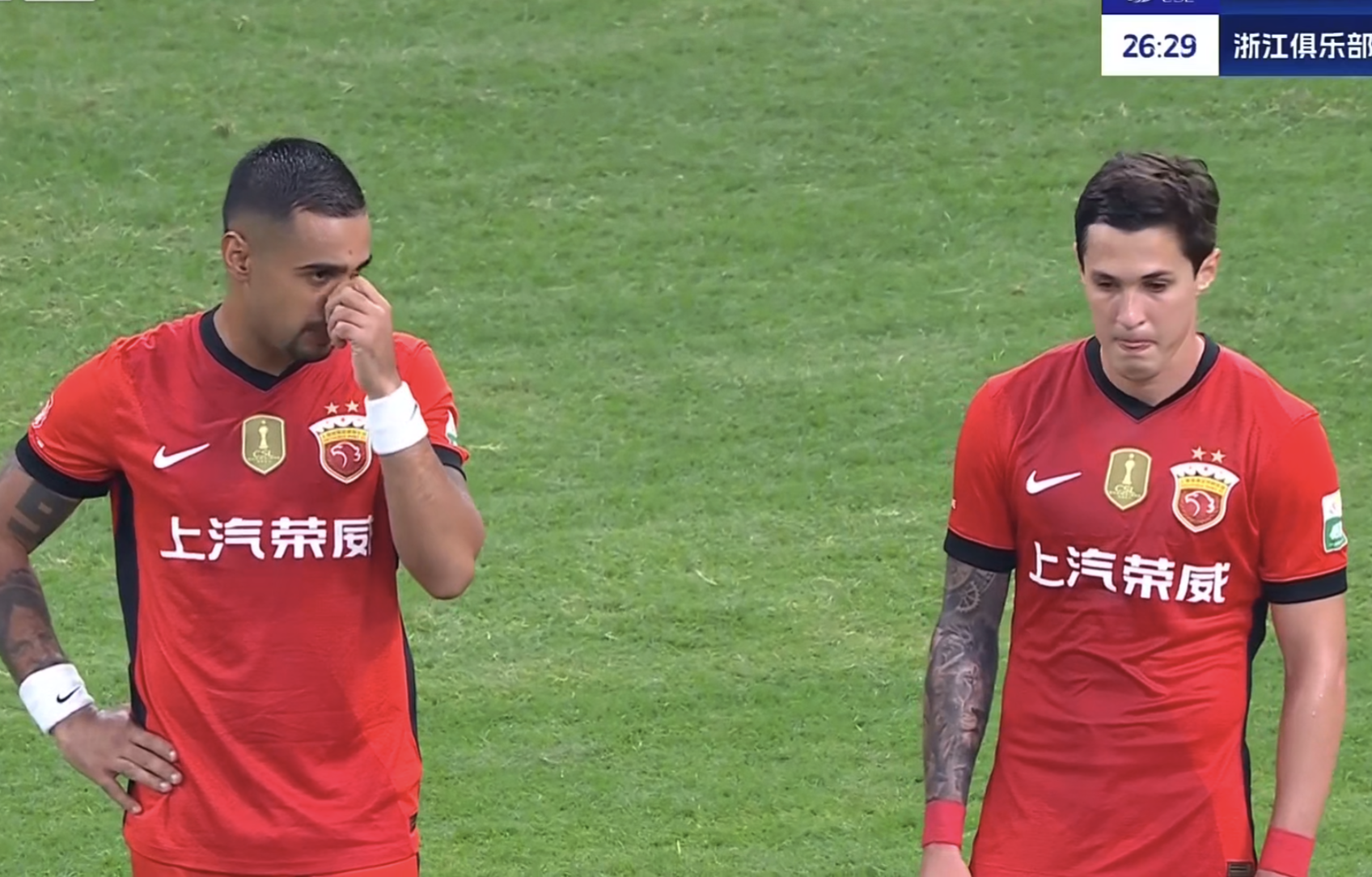 中超最新排行：蓉城退出争冠！申花升至第2，海港战平大连就夺冠