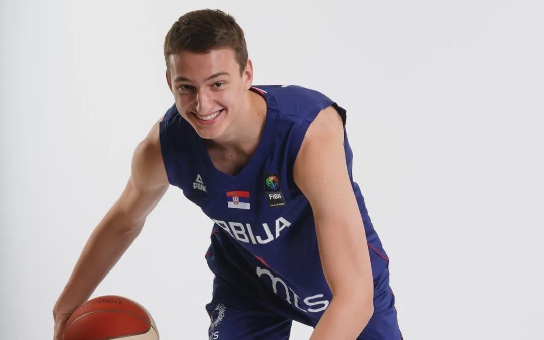 压哨签约！6240万美元！恭喜约X奇！