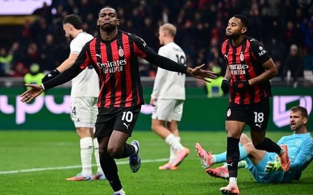 早知道AC米兰领跑意甲