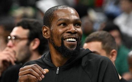 杜兰特：当我们火力全开时很难被击败越来越清晰自己的角色