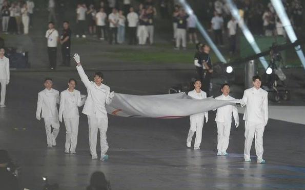 汪顺&潘展乐：非常荣幸参与成都世运