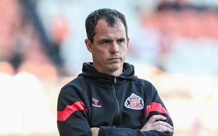 桑德兰主帅：我们的精神属性很突出摆脱曼城的反抢非常关键