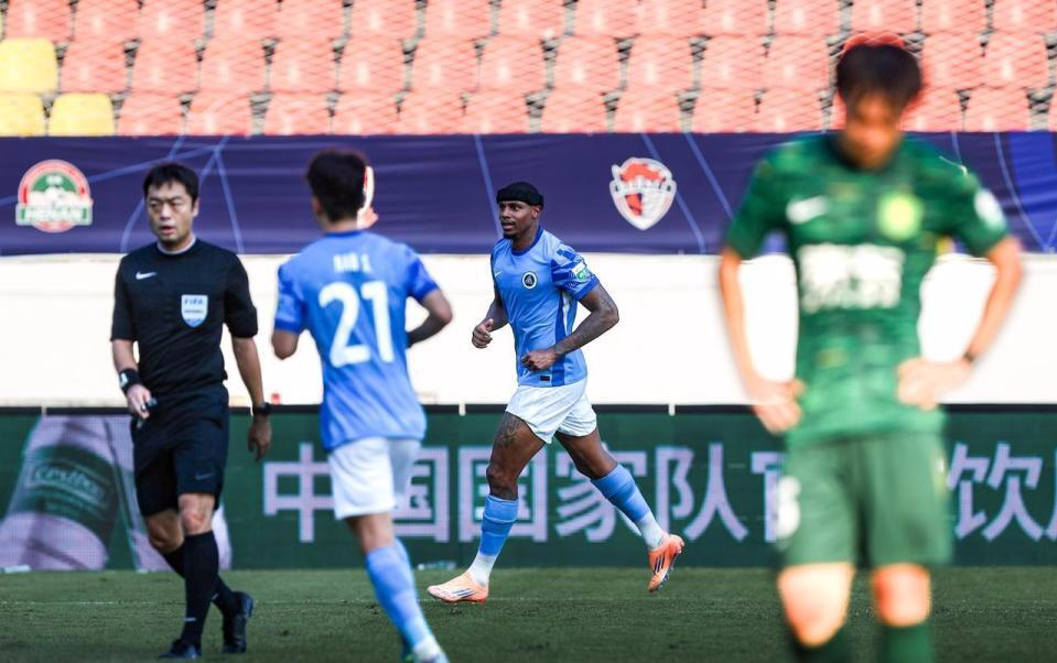 国安球迷怒冲官微：丢人+送分童子！塞蒂恩是替罪羊永别再用王刚