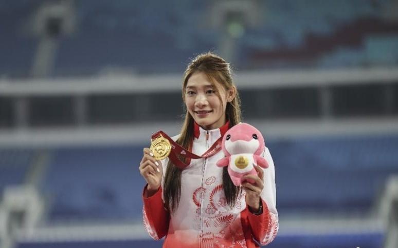 广东田径首金喜悦再来一次！4400米混