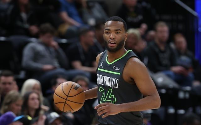 对阵76人曾单场轰53分！媒体人：TJ沃伦将代表广州打NBA季前赛