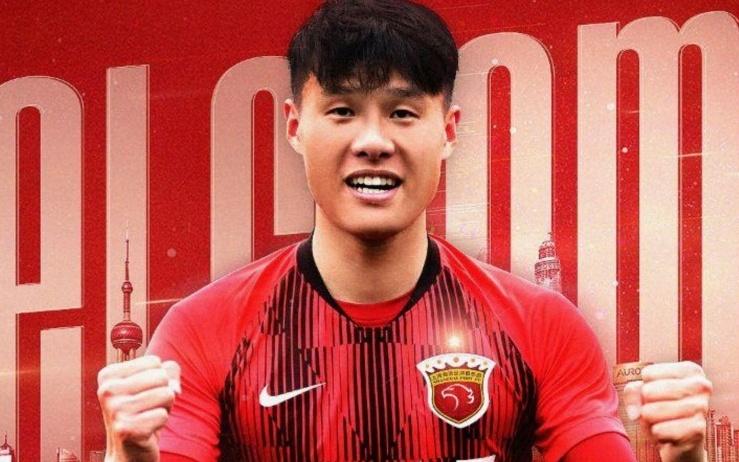 祝福！中国男足32岁名将转会，曾是高洪波爱徒，如今加盟中超新贵