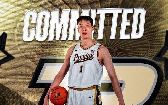 郇斯楠：普渡大学教练反复观看我训练感觉被重视最终目标是NBA