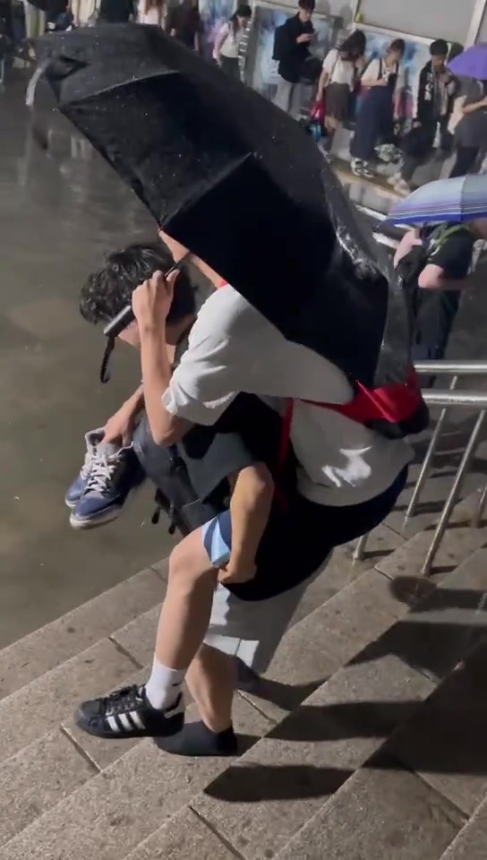 这是谁的好朋友呀！慕了慕了~