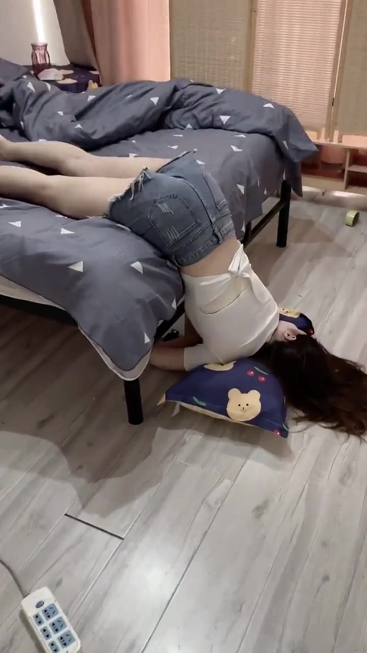 闺蜜老是喝酒喝到烂醉，真无语了啊...