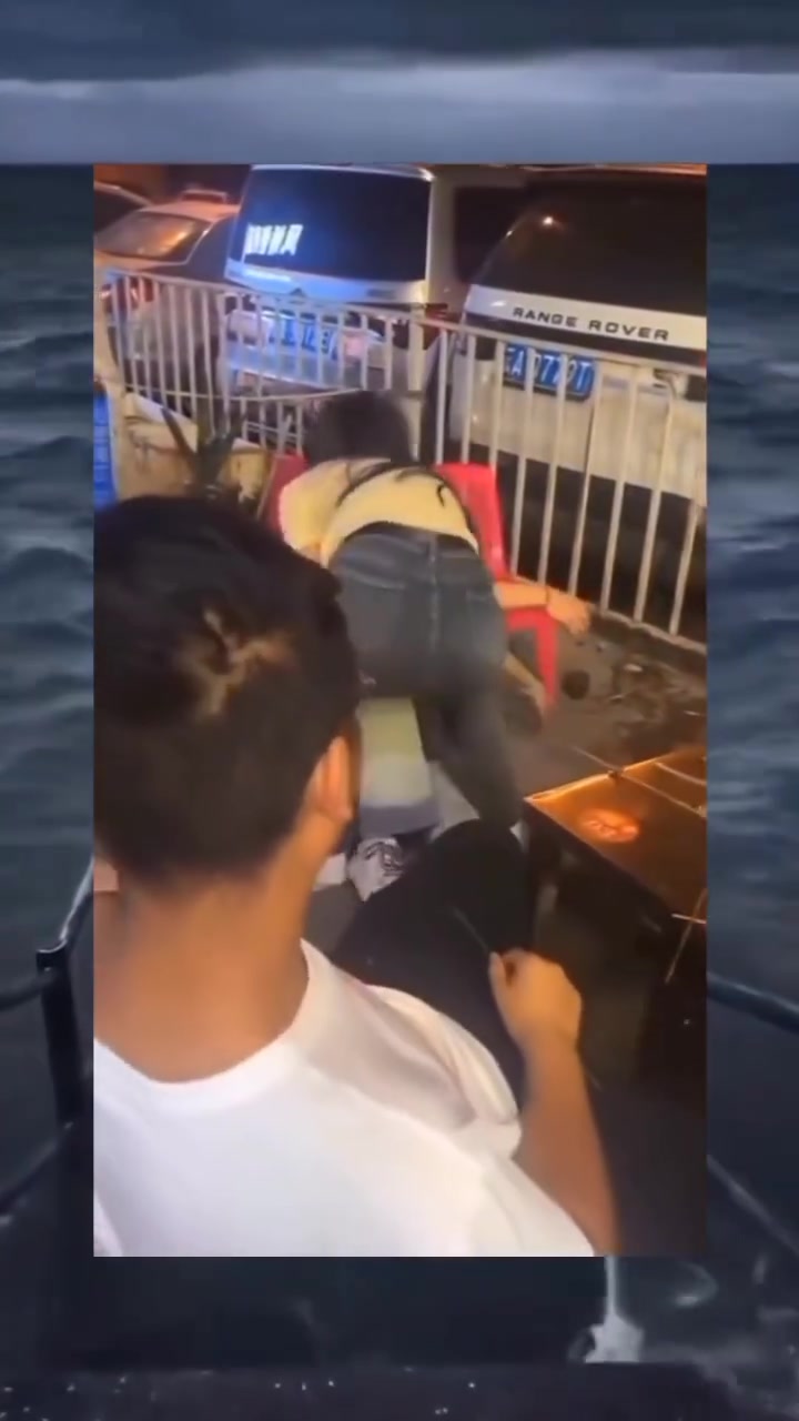 对不起我狂笑！地毯式轰炸！放个电子木鱼在这！