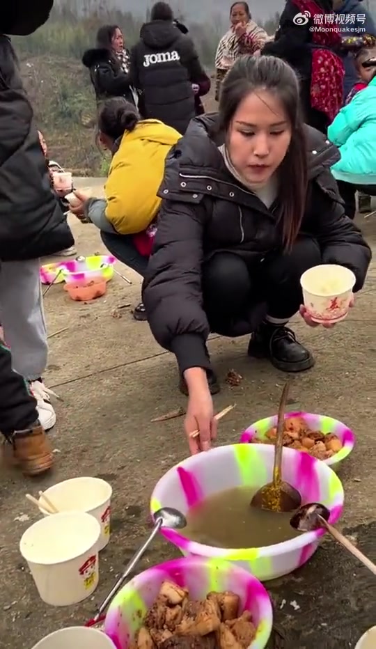 这是在哪里的吃席习惯啊