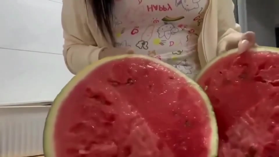 这西瓜一定很甜吧