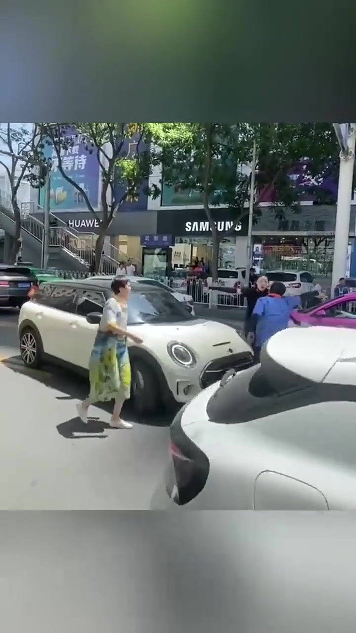 孩子考试不是你逆行的理由！吧友怎么看