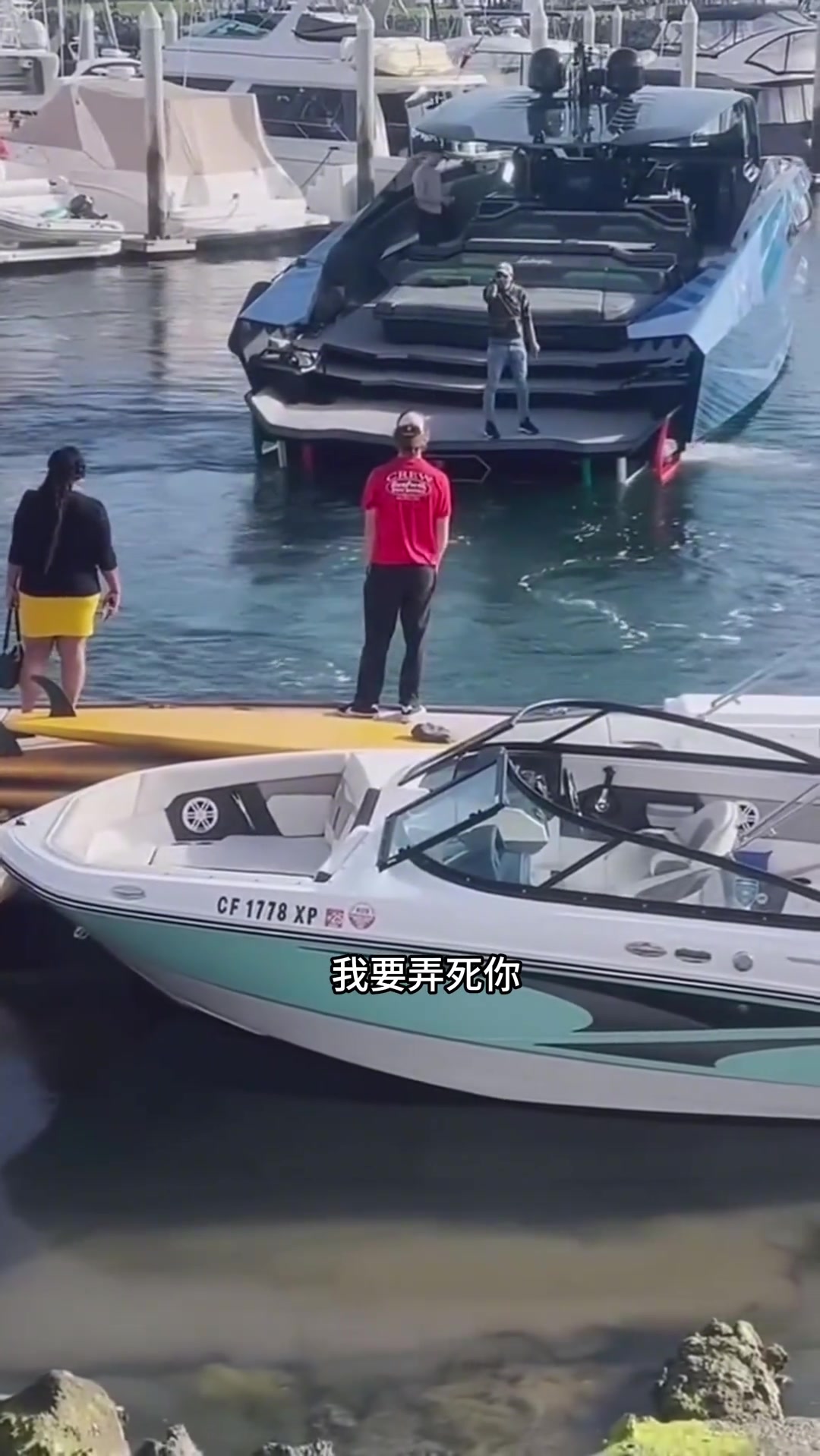 开兰博基尼游艇的大佬有多狂？